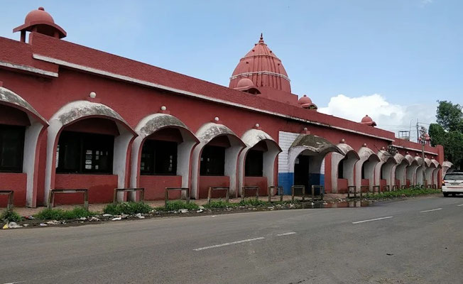 Omkareshwar Road Railway Station
