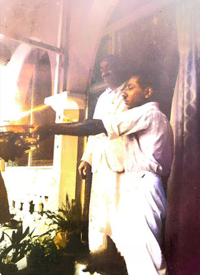 1950 : Meher Baba with Burjor Chacha at 29 Lytton Road in Dehra Dun. Image coloured by Anthony Zois.