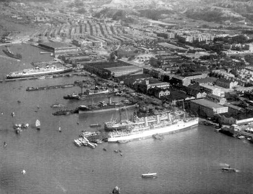 1930s Kowloon wharfs