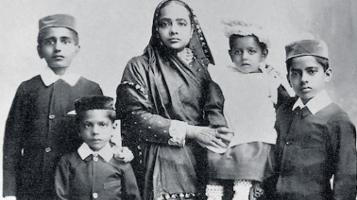 Kasturba Gandhi and her four sons in South-Africa