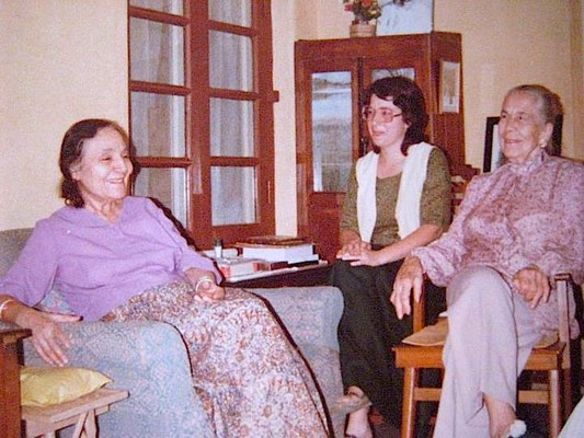 Mehera with Kitty Davy and Laurel Magrini at Meherazad, India - Photo taken by Eric Teperman