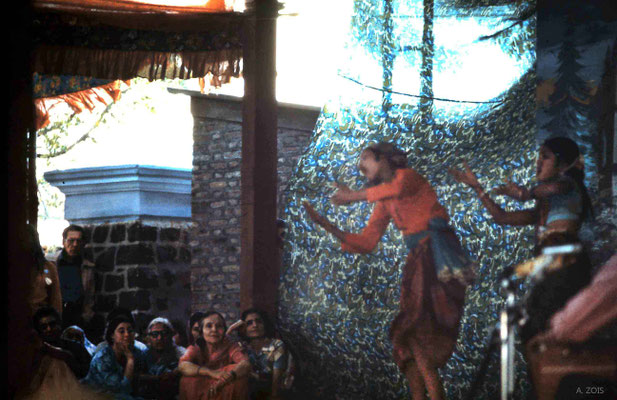 Young girls entertaining . Photo taken by Anthony Zois