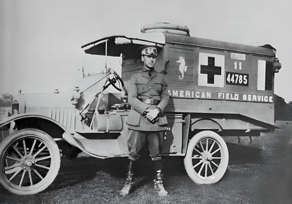 Malcolm beside the Ford ambulance that he drove in WW1. Image courtesy of Valerie McKean.