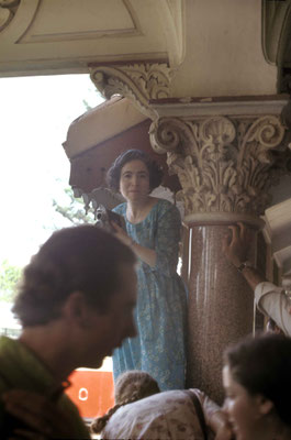 Mani Irani filming the visitors. Courtesy of Larry & Rita Karrasch