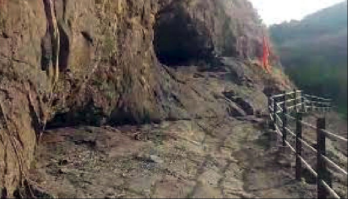 Bhorgad Cave