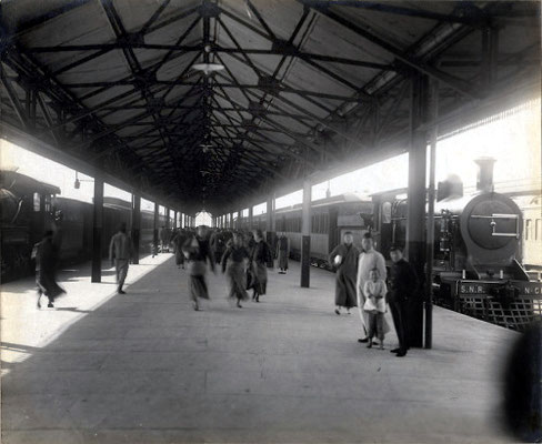 Photo was taken prior to the Fe. 1932 bombing of the station by the Japanese forces.
