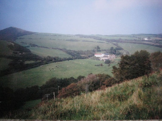 The farmhouse in the far distance ; 1995 - Photo taken by Eric Teperman