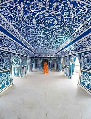 The Blue Room -Sukh Niwas of Jaipur City Palace, 18th century