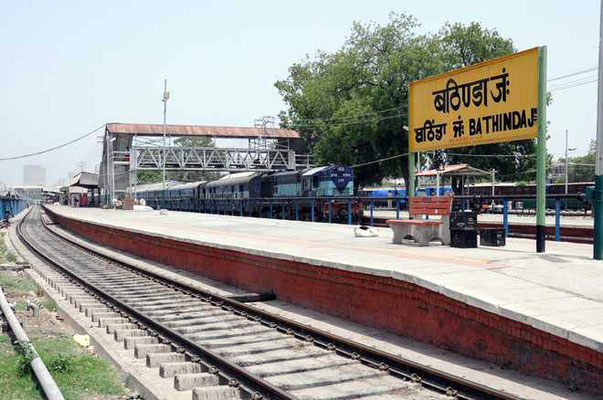 Bhatinda ( now Bathinda ) railway station platform & sign, India
