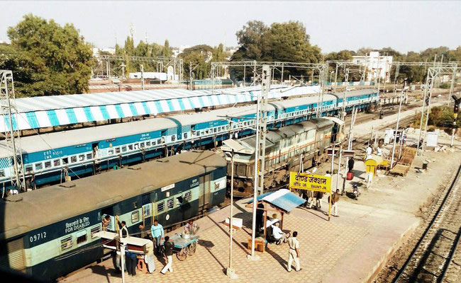 Dhond Railway Station