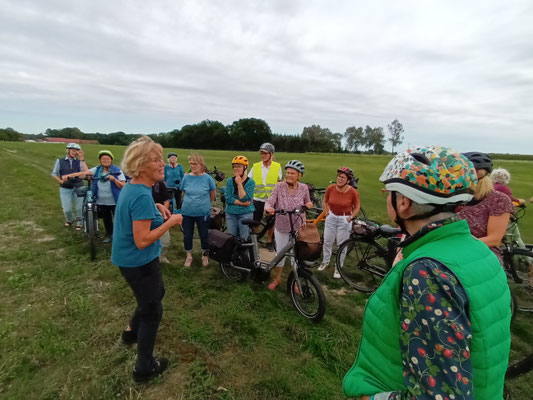 Informationen auf den Versuchsfeldern © Ina Homfeld