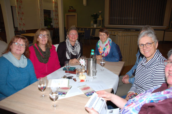 Ortsvertreterinnen des Bezirks 5 mit Vorstandsfrau Melanie Bockhop © Ina Homfeld