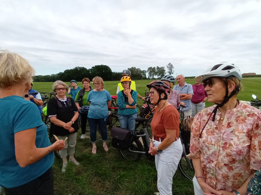 Letzte Informationen am Feld! © Ina Homfeld