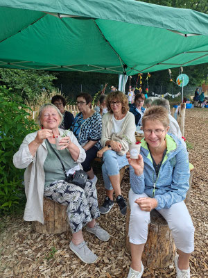 Leckerer Cocktail- serviert von den Schaumburger LandFrauen! © Uta Liekefeld