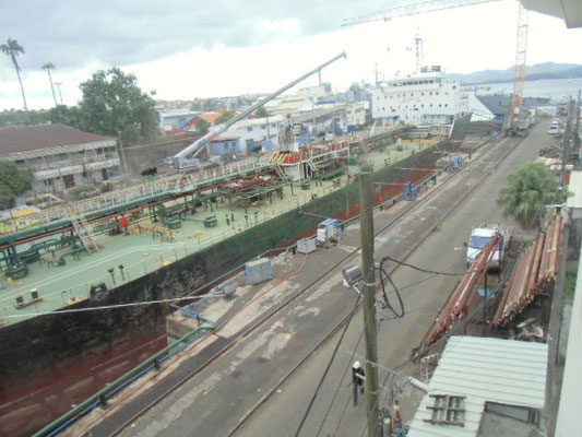 Le chantier navale de réparations des bâtiments de commerce