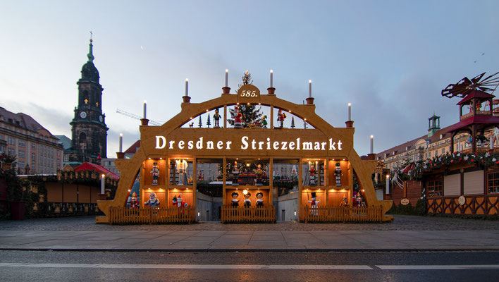 Dresdner Striezelmarkt am Morgen - Foto: Leoni Kipka