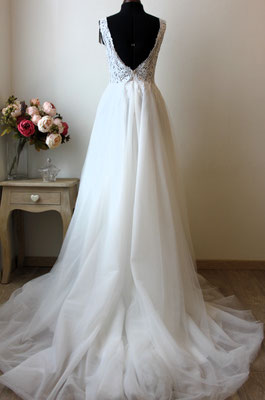 1538 - ABITO DA SPOSA SEMI AMPIO