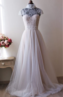 1130 - ABITO DA SPOSA PIZZO BENGASI