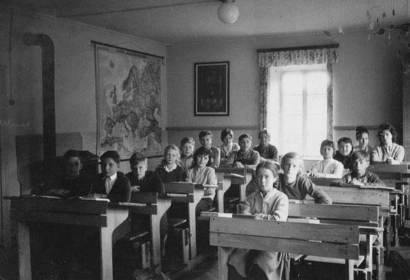 Holzollinger Schulzimmer