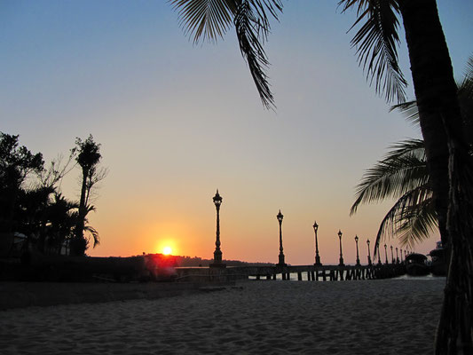 Das Pier am Victory Beach.