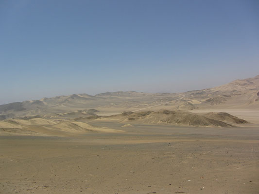 Unglaubliche Landschften auf dem Weg nach Lima.