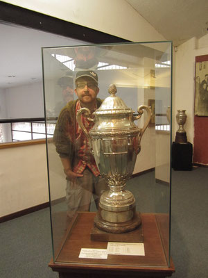 Das Stadium besitzt ein interessantes Museum zur Geschichte des urugayischen Fußballs. Sämtliche Pokale und Trophäen werden ausgestellt.