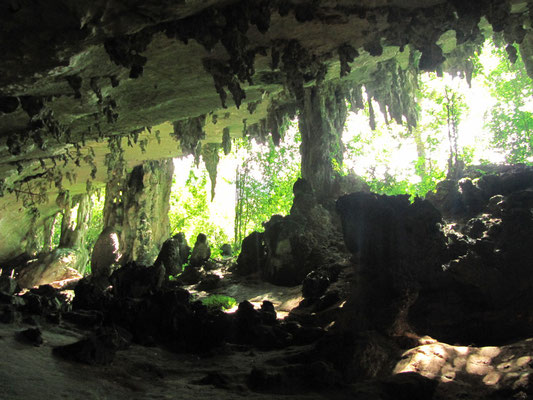 Rückweg durch die "Trader Cave".