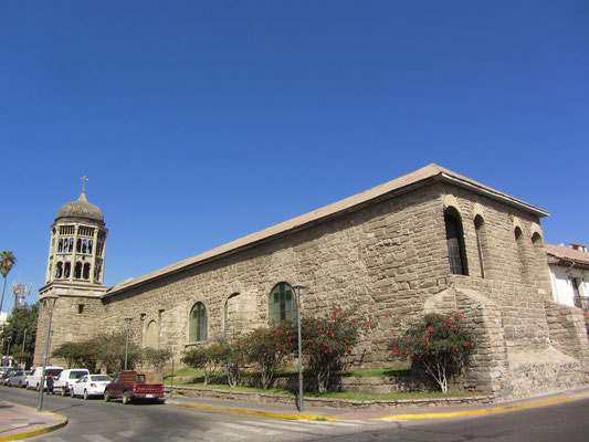 Die Kirche Santo Domingo stammt aus der Mitte des 18. Jahrhunderts.