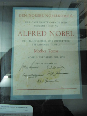 Mutter Teresas Nobelpreis.