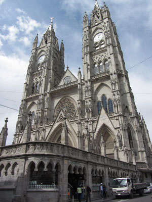 Basilica del Voto Nacional.