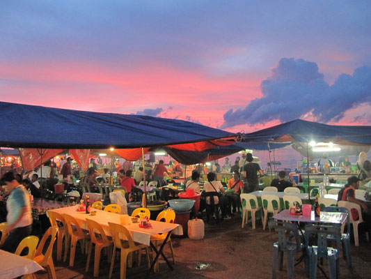 Nachtmarkt.