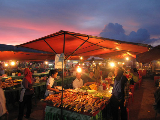 Nachtmarkt.