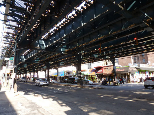 Die Halbinsel Coney Island (englisch für Kanincheninsel) ist die äußerste südliche Spitze von Brooklyn.