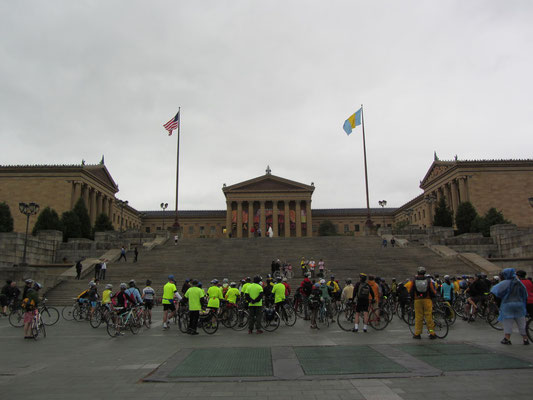 Philadelphia Museum of Art: Eines der größten Museen Amerikas. Die Eingangstreppen dienten übrigens als Schauplatz für den Film "Rocky". Eine Statue von Sylvester Stallone als Rocky befindet sich neben dem Museum.