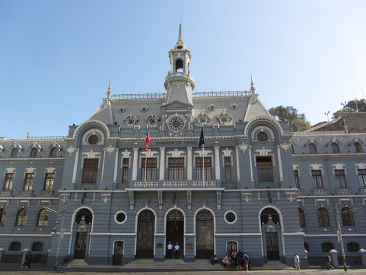 Regierungsgebäude am Plaza Sotomayor.