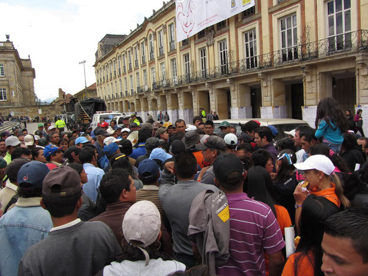 Kundgebung am Plaza Bolivar.