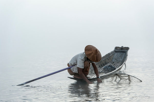 Pêcheur Intha