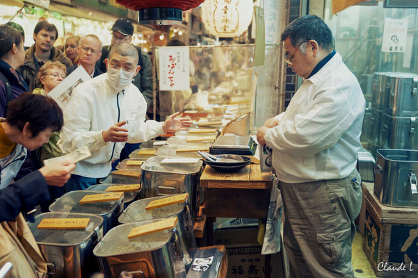 Nishiki market