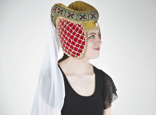 Flat pattern medieval hennin hat decorated with many pearls and a hand painted trimming. 