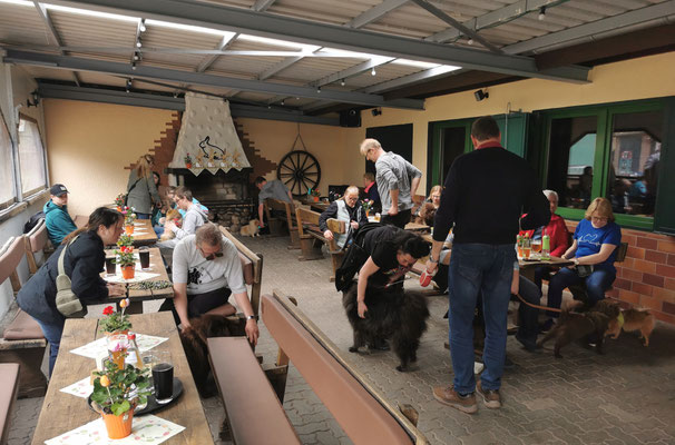 Angekommen in der Gaststätte zur Alten Burg