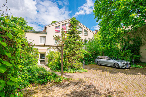 Wohnung kaufen Berlin Pankow: Loft-Apartment mit Galerie, Balkon und inkl. Pkw Stellplatz