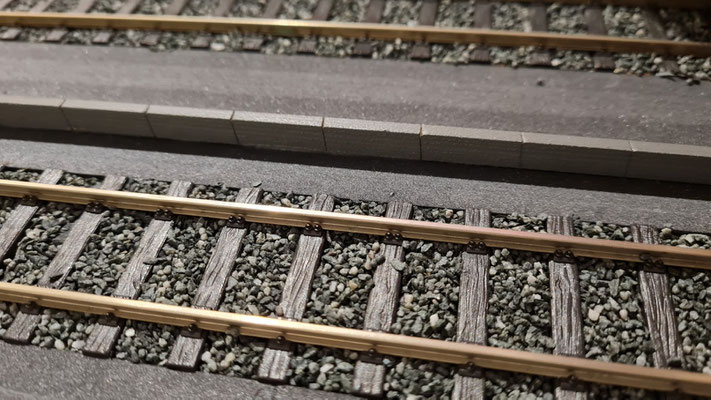 Ansicht von der Bahnseite