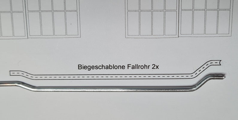 Fallrohr gebogen