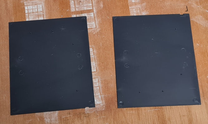Zwei Grundplatten ergeben ein Dach