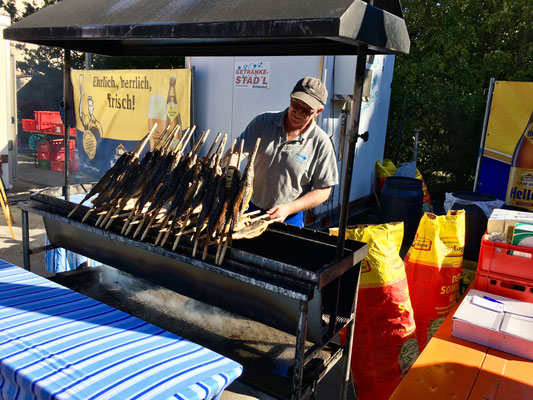 Steckerfische auf Fest