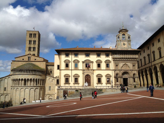 Arezzo, nur eine 1/2 Stunde entfernt, hat viel zu bieten 