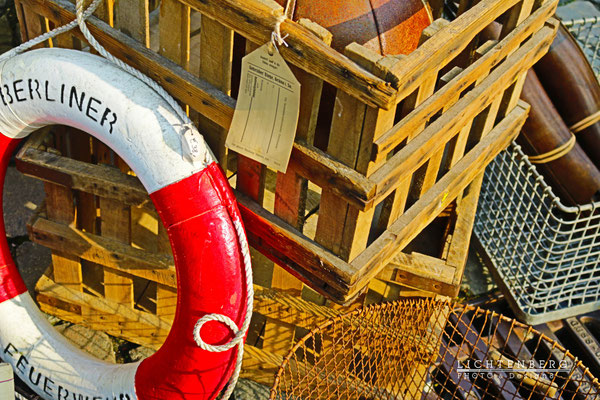 Berliner Rettungs-Ring, Antikmarkt Köln | Berliner rescue tyre