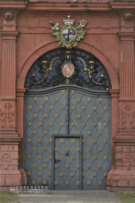 DE RP Mainz - Tor mit Wappen