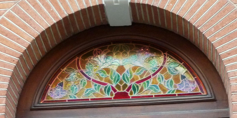 rue Volta, de jour, couleurs renforcées