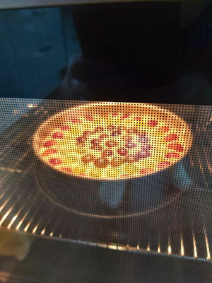 Der Kuchen ist schon mal im Ofen